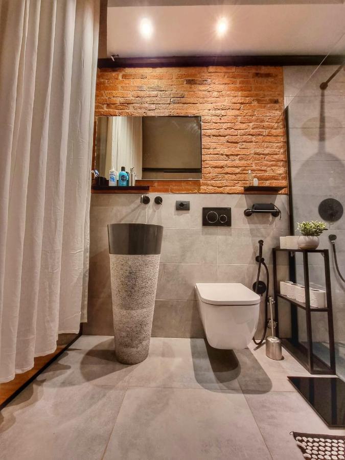 Loft8 Wonderful Industrial Loft In Turin